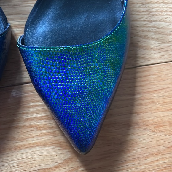 Call it Spring Kitten Heels - Picture 5 of 6